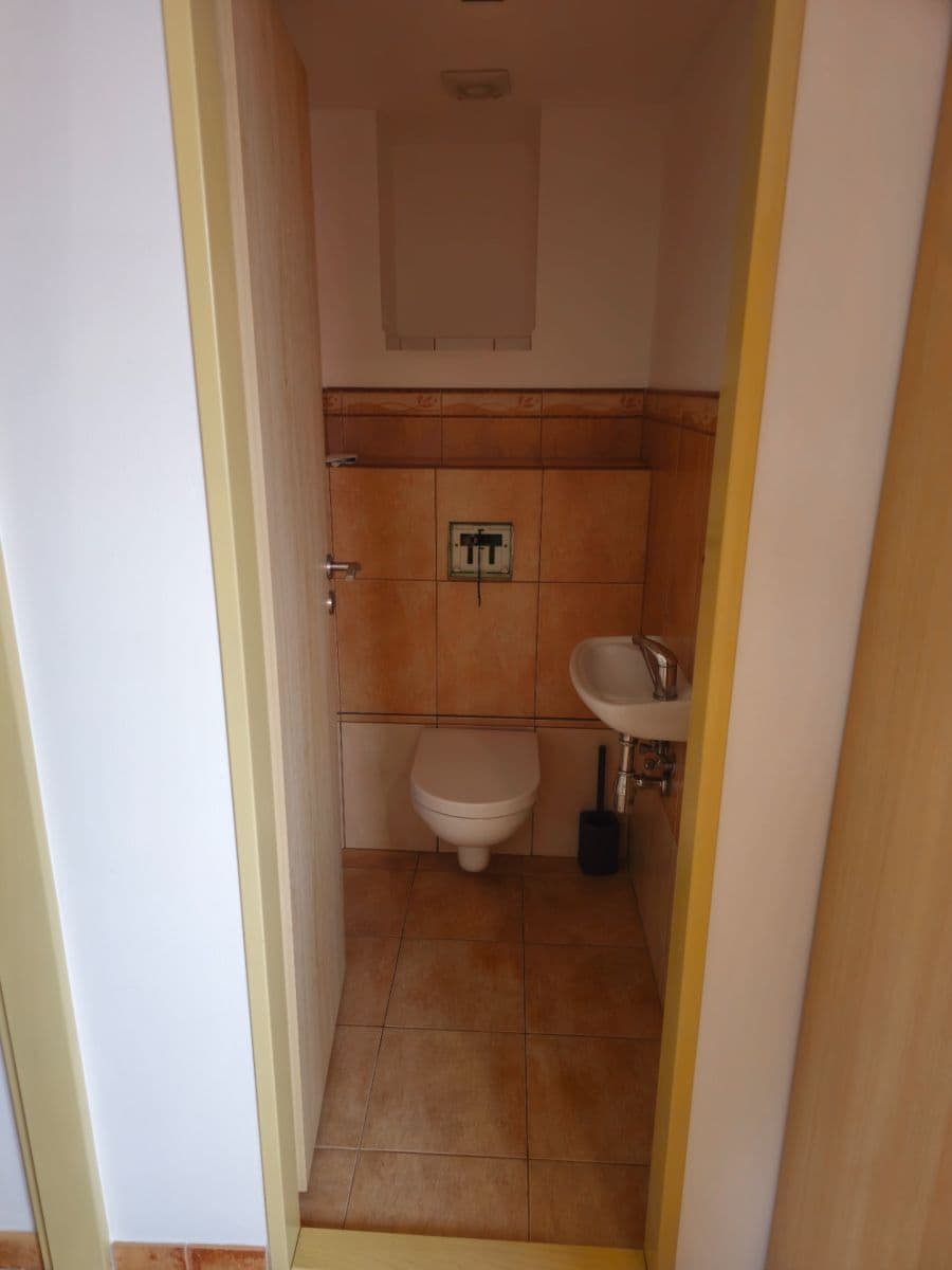 Prenájom bytu 3-izbový 71 m², Staňkovská, Praha, Praha Prenájom bytu 3-izbový 71 m², Staňkovská, Praha, Praha
