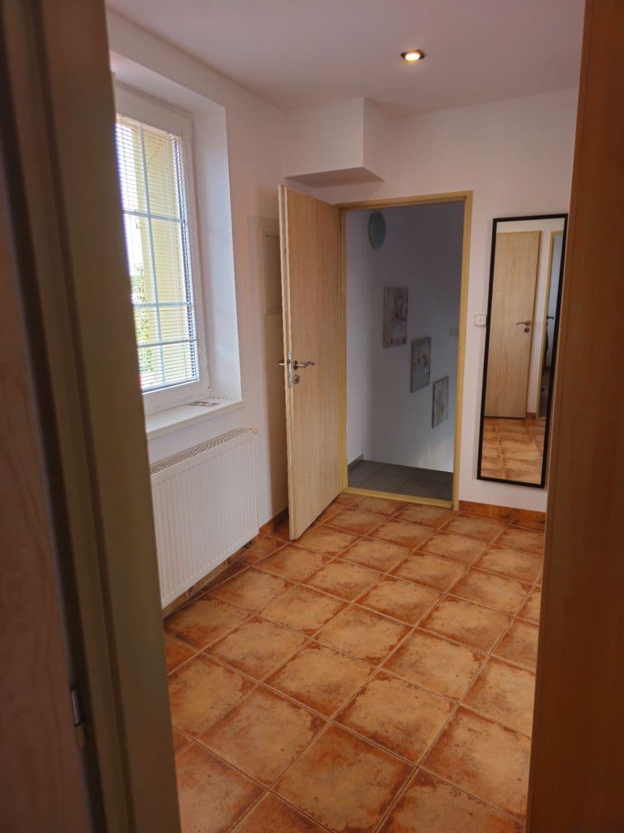 Prenájom bytu 3-izbový 71 m², Staňkovská, Praha, Praha Prenájom bytu 3-izbový 71 m², Staňkovská, Praha, Praha