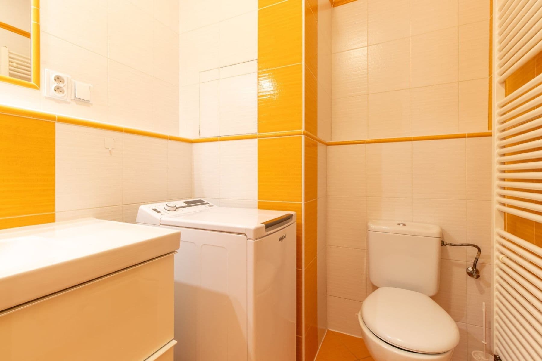 Prenájom bytu 2-izbový 60 m², Nad mlýnským potokem, Praha, Praha Prenájom bytu 2-izbový 60 m², Nad mlýnským potokem, Praha, Praha