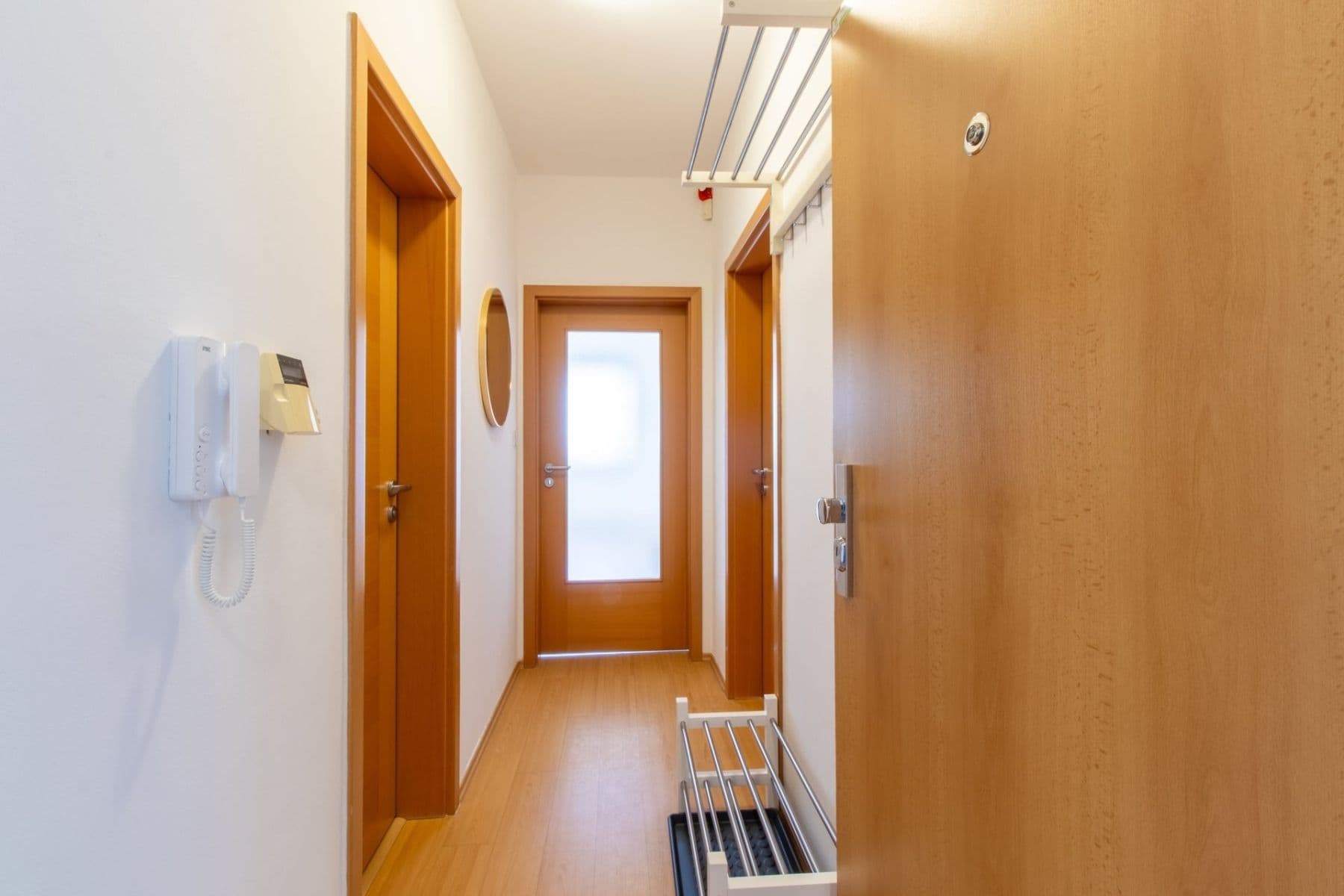 Prenájom bytu 2-izbový 60 m², Nad mlýnským potokem, Praha, Praha Prenájom bytu 2-izbový 60 m², Nad mlýnským potokem, Praha, Praha
