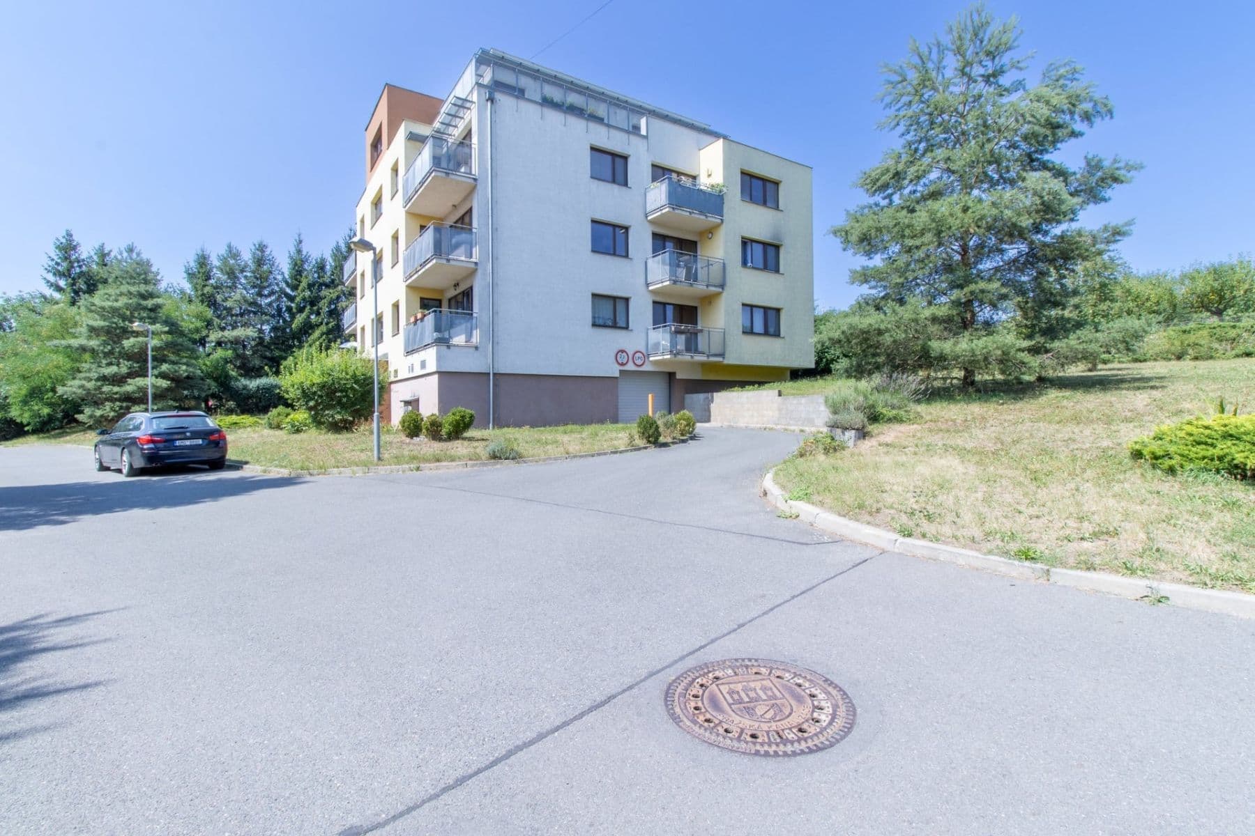 Prenájom bytu 2-izbový 60 m², Nad mlýnským potokem, Praha, Praha Prenájom bytu 2-izbový 60 m², Nad mlýnským potokem, Praha, Praha