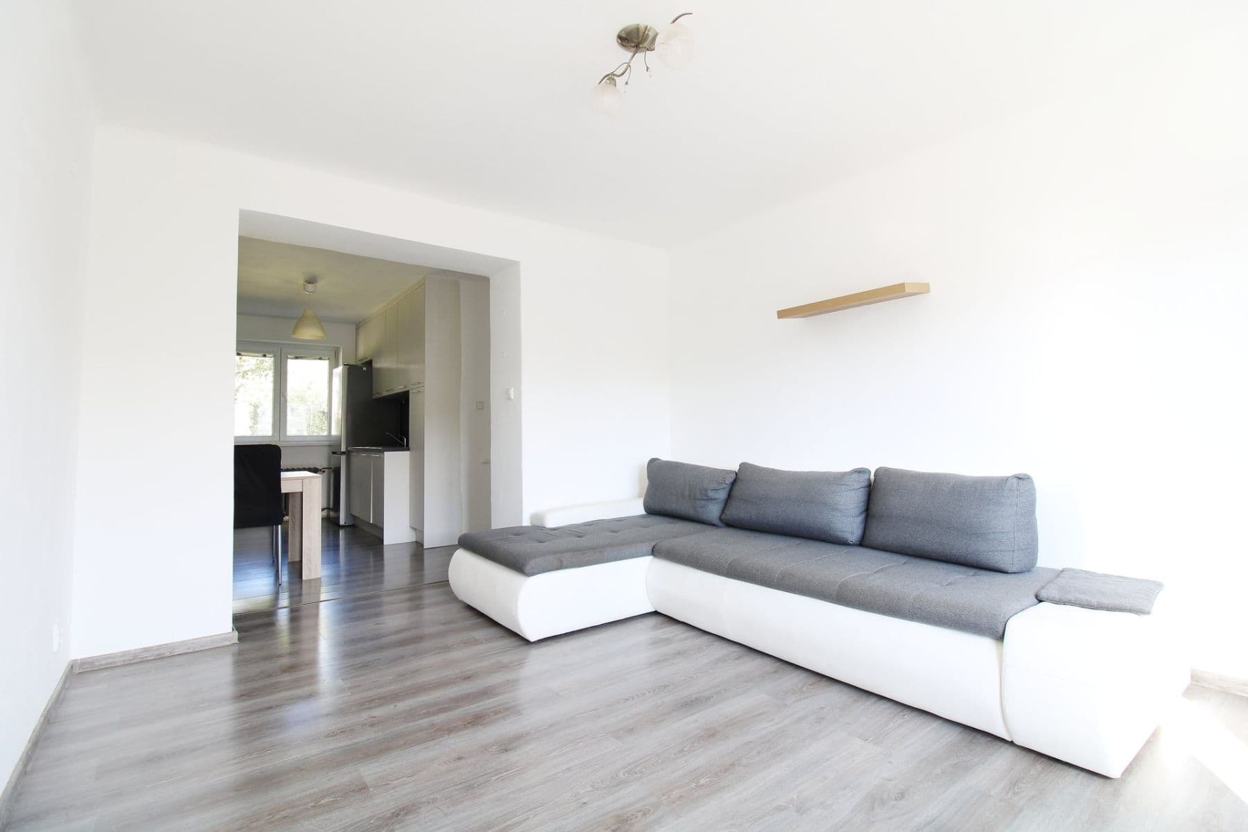 Prenájom bytu 2-izbový 54 m², Jaroslava Foglara, Kladno, Středočeský kraj Prenájom bytu 2-izbový 54 m², Jaroslava Foglara, Kladno, Středočeský kraj