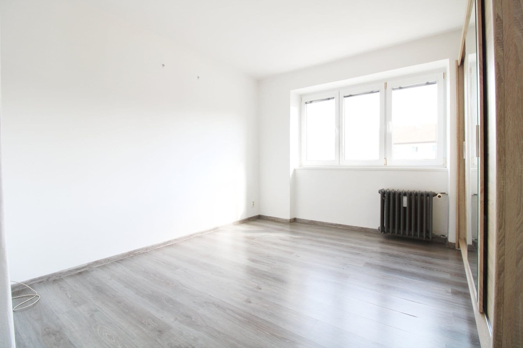 Prenájom bytu 2-izbový 54 m², Jaroslava Foglara, Kladno, Středočeský kraj Prenájom bytu 2-izbový 54 m², Jaroslava Foglara, Kladno, Středočeský kraj