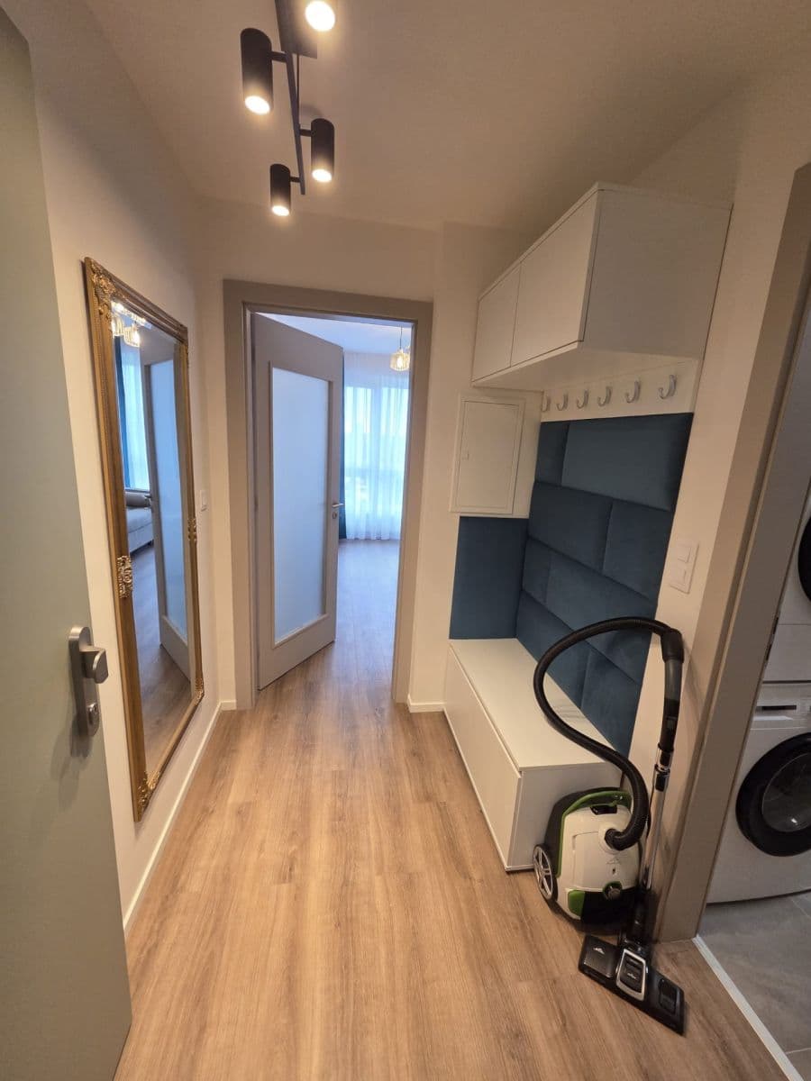 Prenájom bytu 2-izbový 51 m², Arnošta Valenty, Praha, Praha Prenájom bytu 2-izbový 51 m², Arnošta Valenty, Praha, Praha