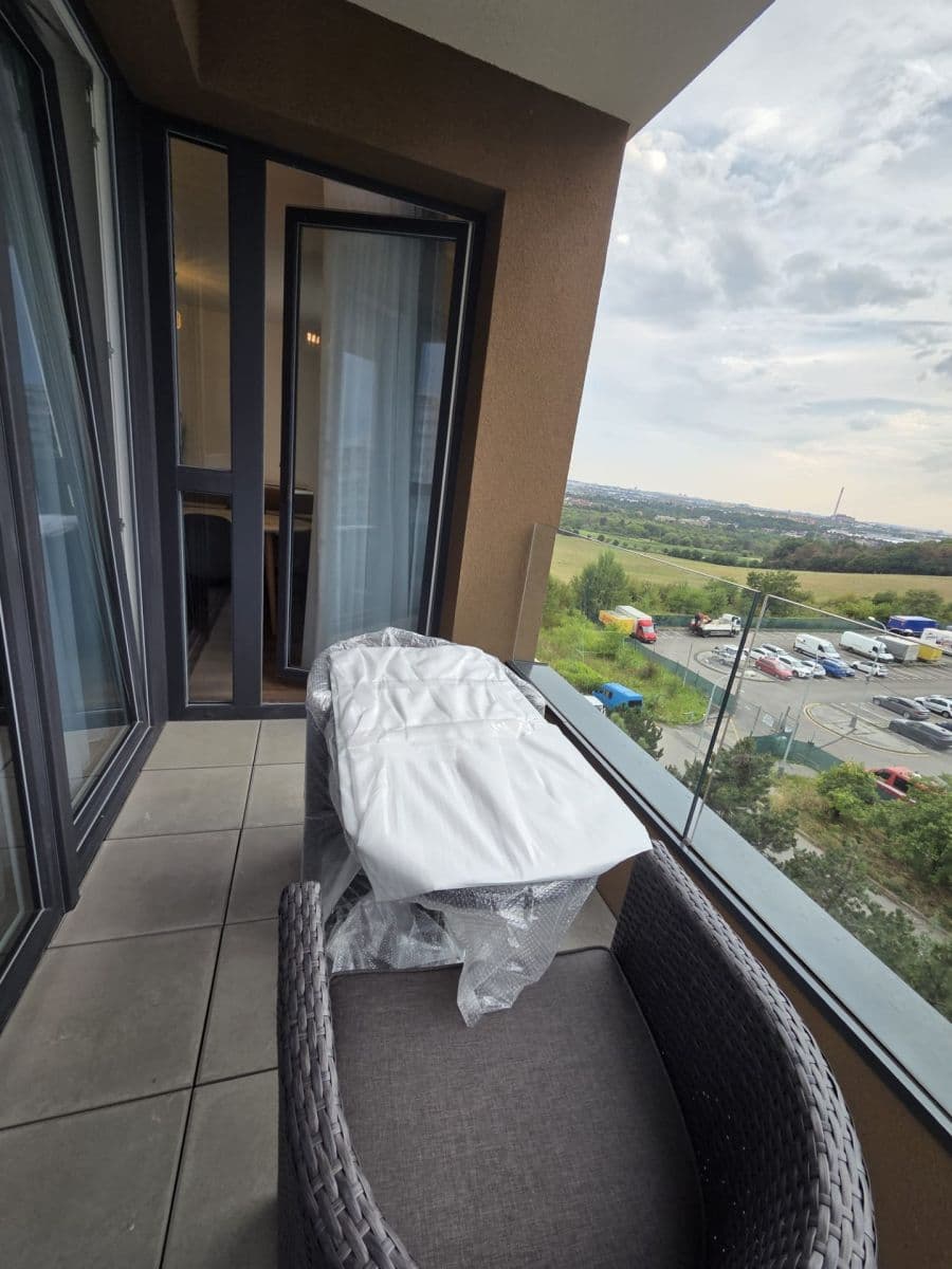 Prenájom bytu 2-izbový 51 m², Arnošta Valenty, Praha, Praha Prenájom bytu 2-izbový 51 m², Arnošta Valenty, Praha, Praha