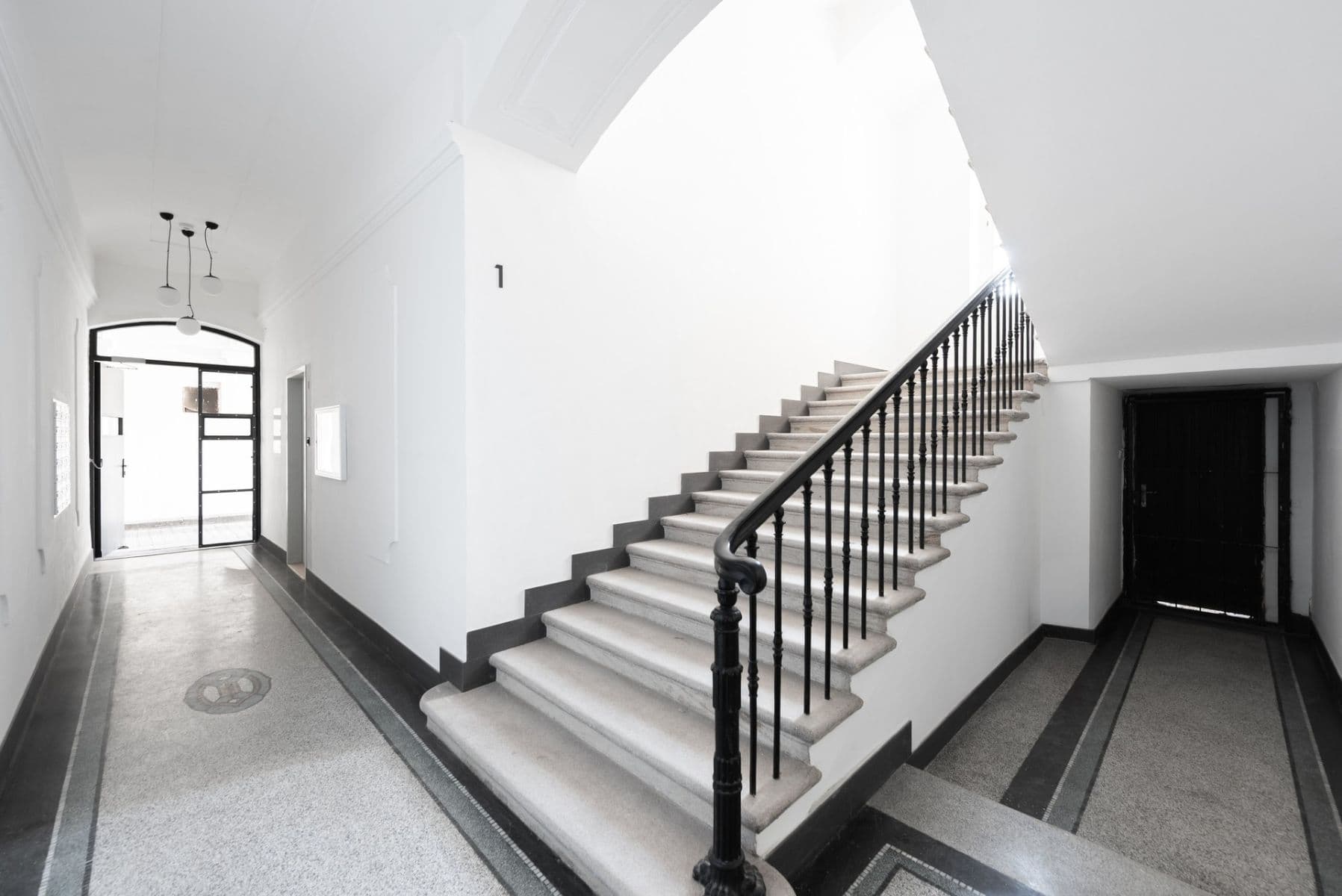 Predaj bytu 2-izbový 105 m², Karlínské náměstí, Praha, Praha Predaj bytu 2-izbový 105 m², Karlínské náměstí, Praha, Praha
