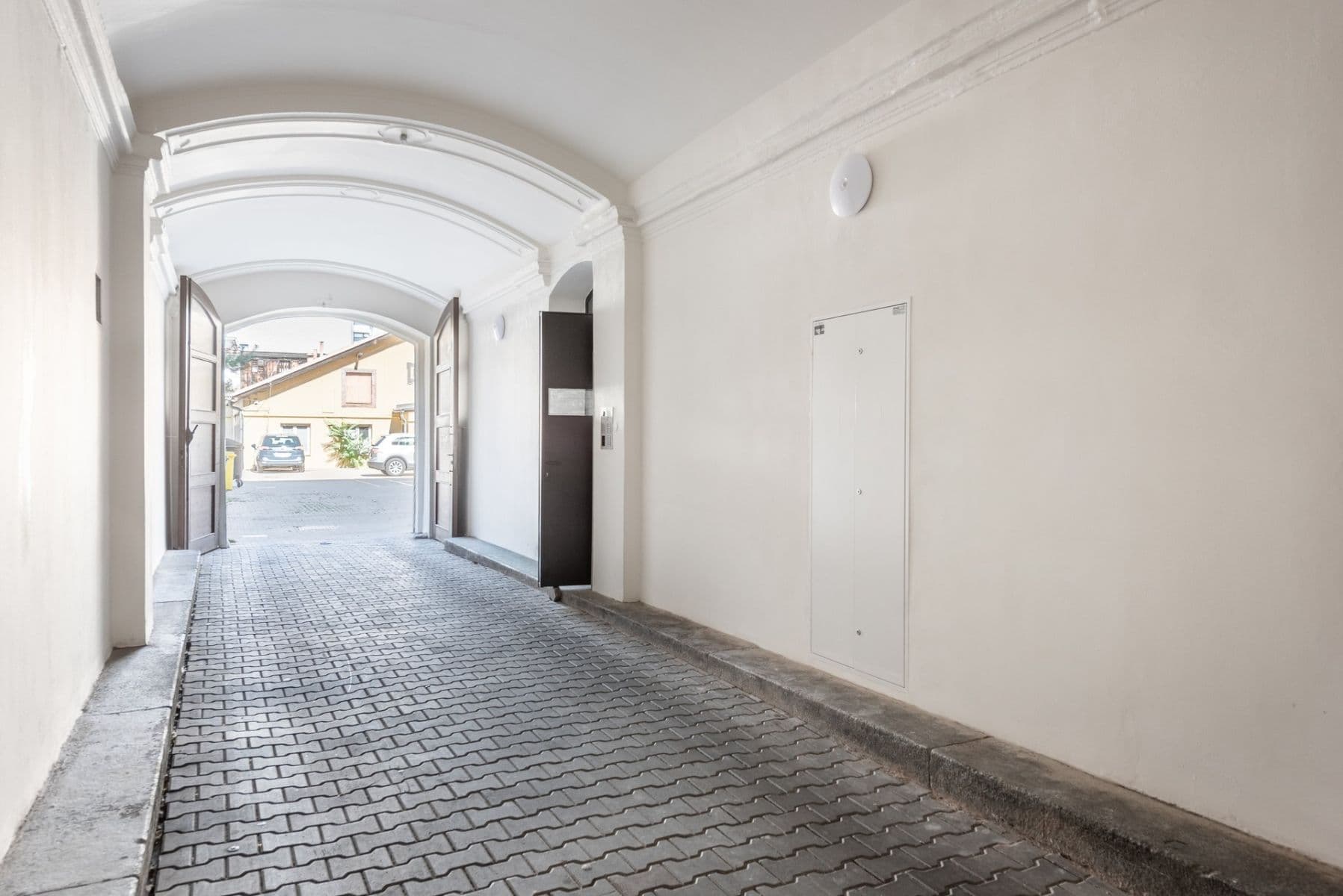 Predaj bytu 2-izbový 105 m², Karlínské náměstí, Praha, Praha Predaj bytu 2-izbový 105 m², Karlínské náměstí, Praha, Praha