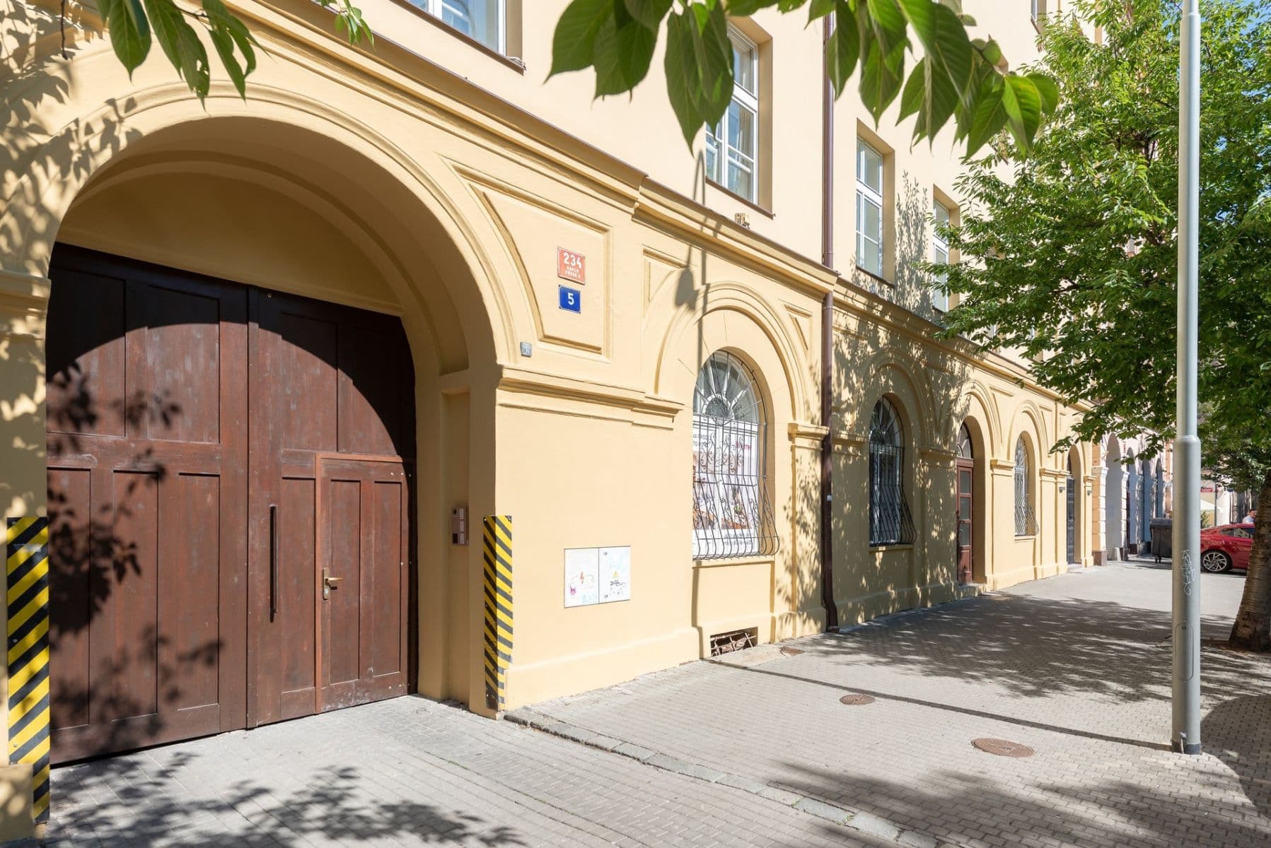 Predaj bytu 2-izbový 105 m², Karlínské náměstí, Praha, Praha Predaj bytu 2-izbový 105 m², Karlínské náměstí, Praha, Praha