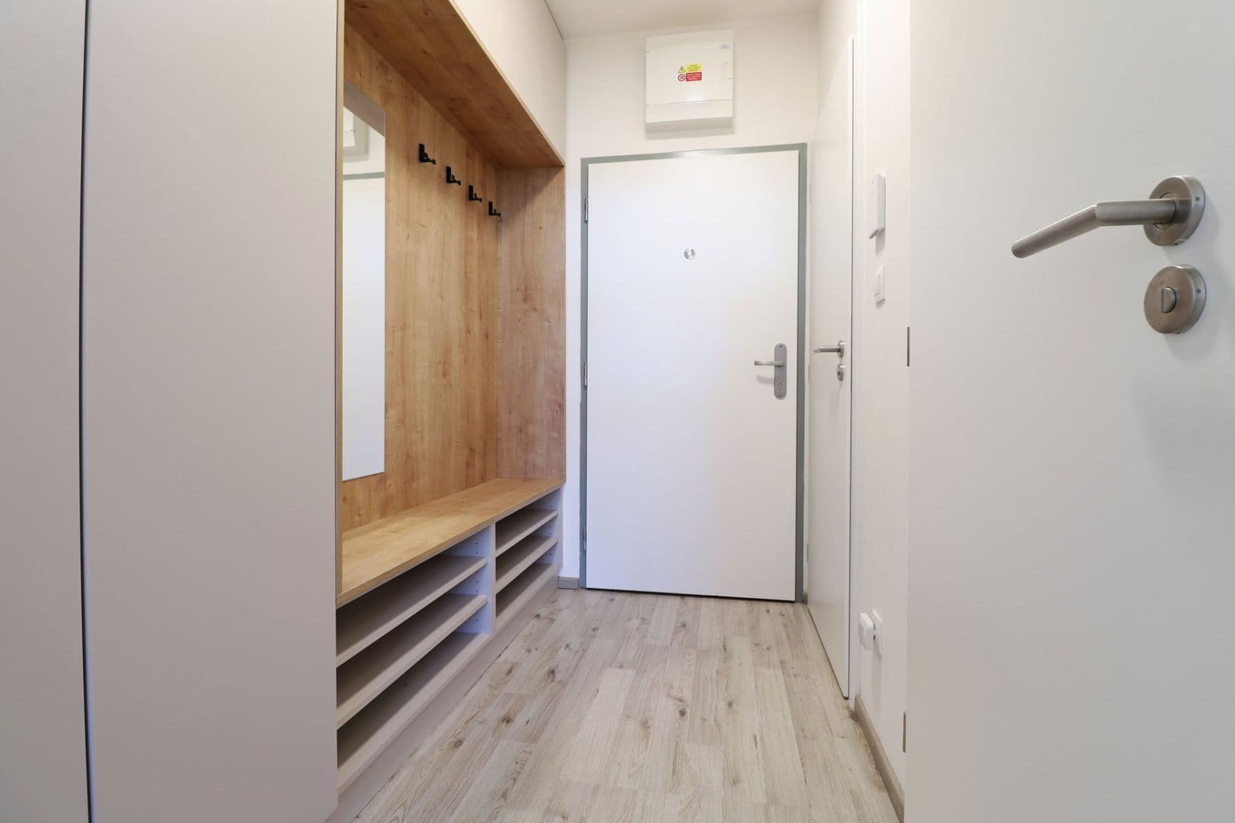 Prenájom bytu 2-izbový 53 m², Velvarská, Horoměřice, Středočeský kraj Prenájom bytu 2-izbový 53 m², Velvarská, Horoměřice, Středočeský kraj
