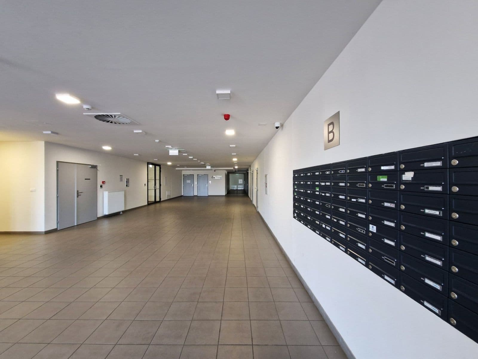 Prenájom bytu 2-izbový 53 m², Velvarská, Horoměřice, Středočeský kraj Prenájom bytu 2-izbový 53 m², Velvarská, Horoměřice, Středočeský kraj