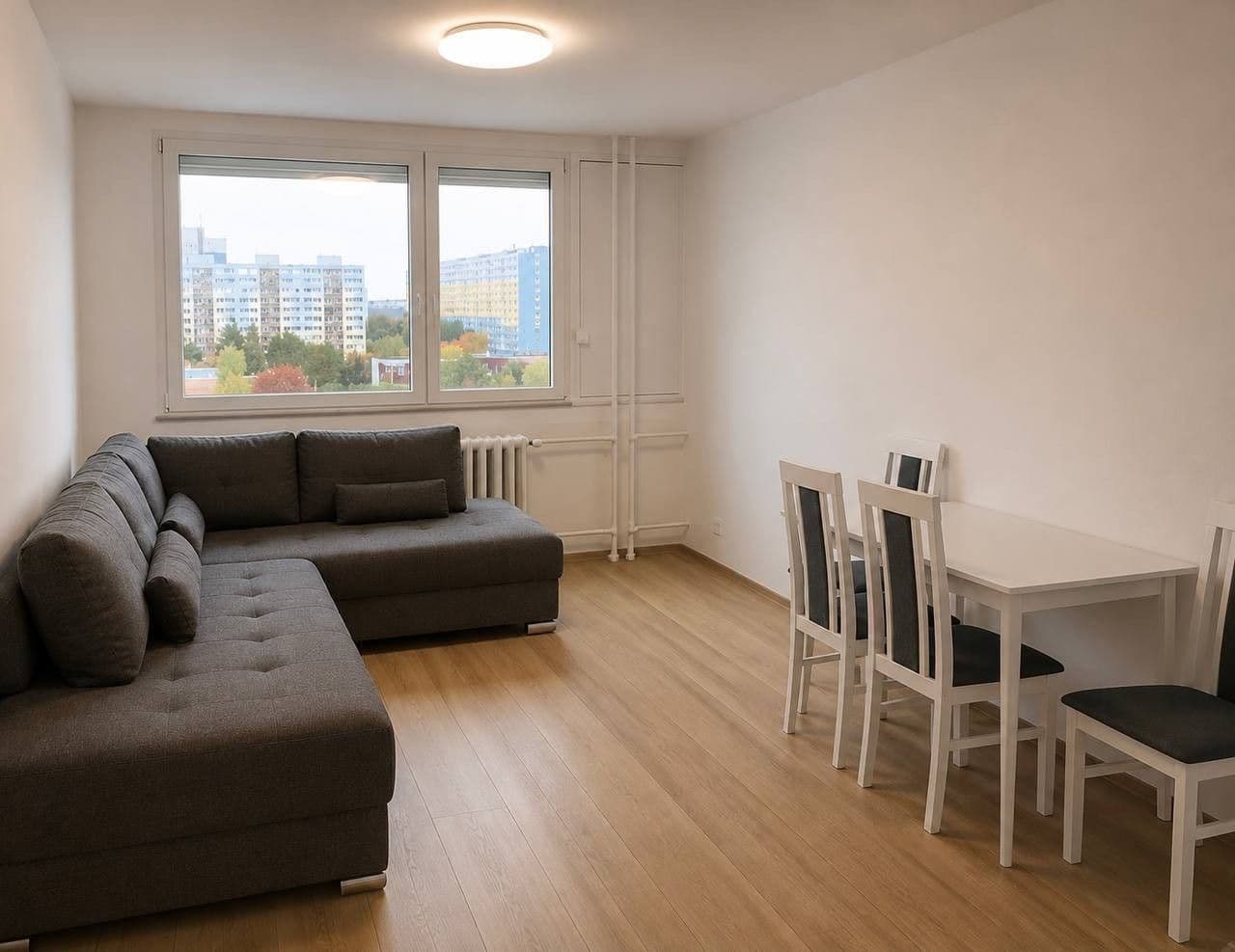 Prenájom bytu 3-izbový 68 m², Jeřábkova, Praha, Praha Prenájom bytu 3-izbový 68 m², Jeřábkova, Praha, Praha