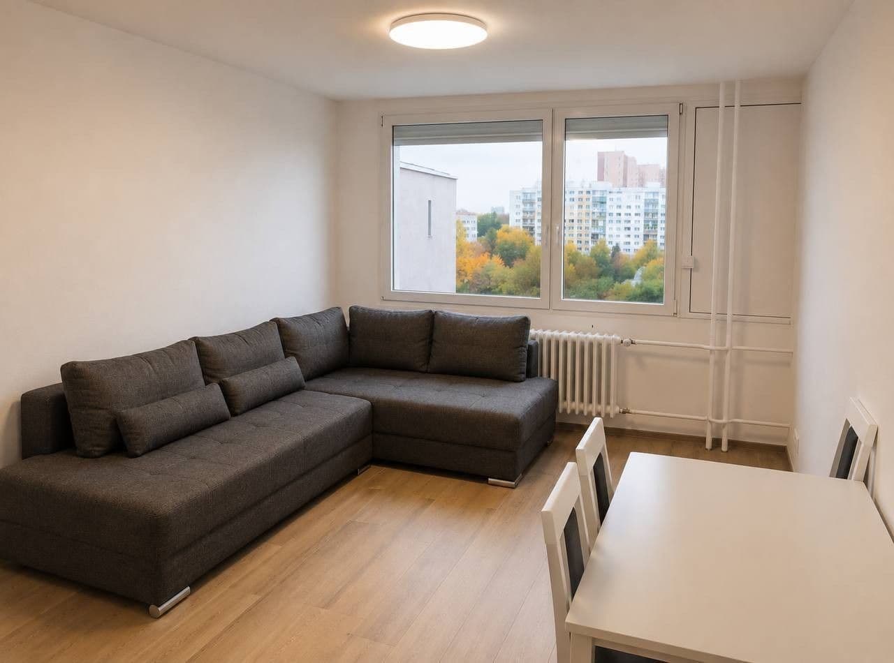 Prenájom bytu 3-izbový 68 m², Jeřábkova, Praha, Praha Prenájom bytu 3-izbový 68 m², Jeřábkova, Praha, Praha