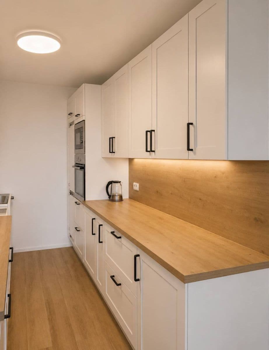 Prenájom bytu 3-izbový 68 m², Jeřábkova, Praha, Praha Prenájom bytu 3-izbový 68 m², Jeřábkova, Praha, Praha