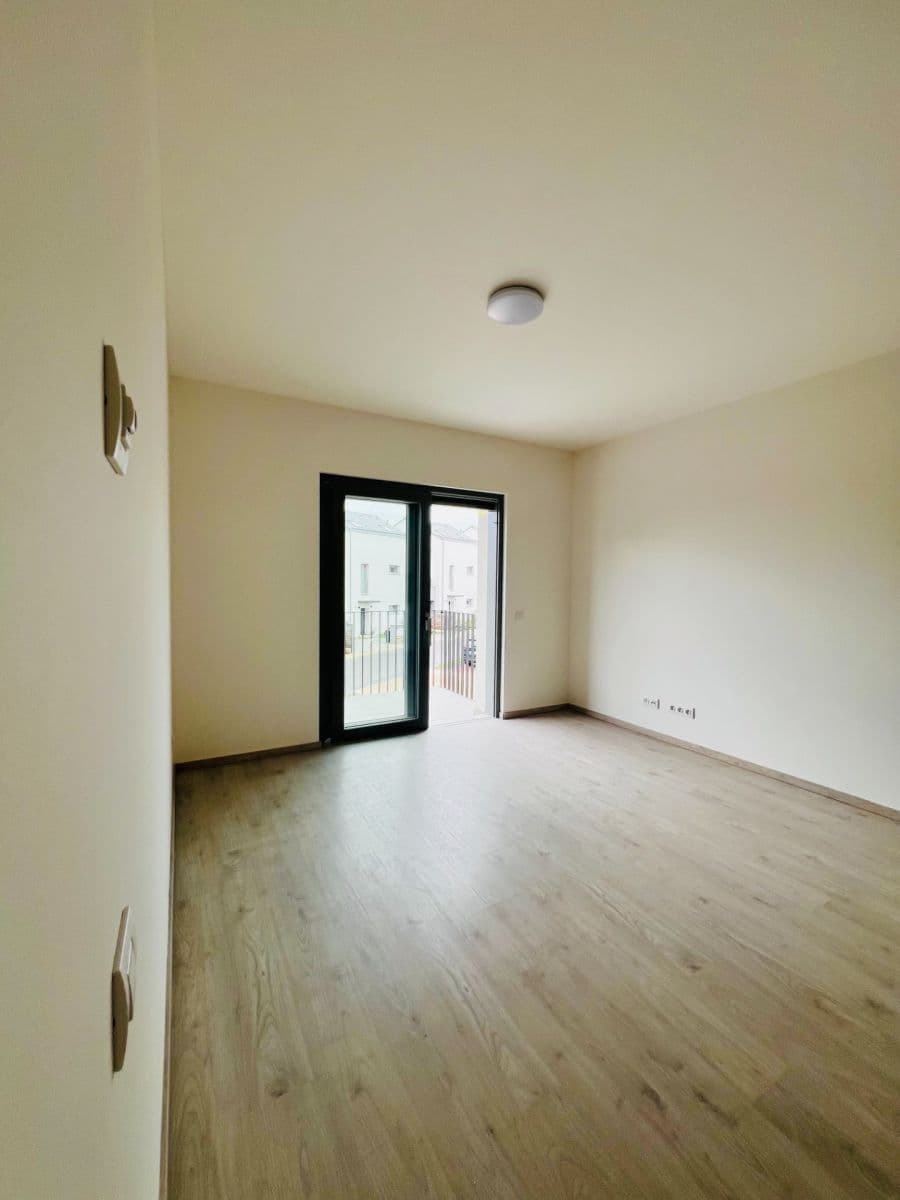 Prenájom bytu 2-izbový 46 m², K Jezírku, Herink, Středočeský kraj Prenájom bytu 2-izbový 46 m², K Jezírku, Herink, Středočeský kraj