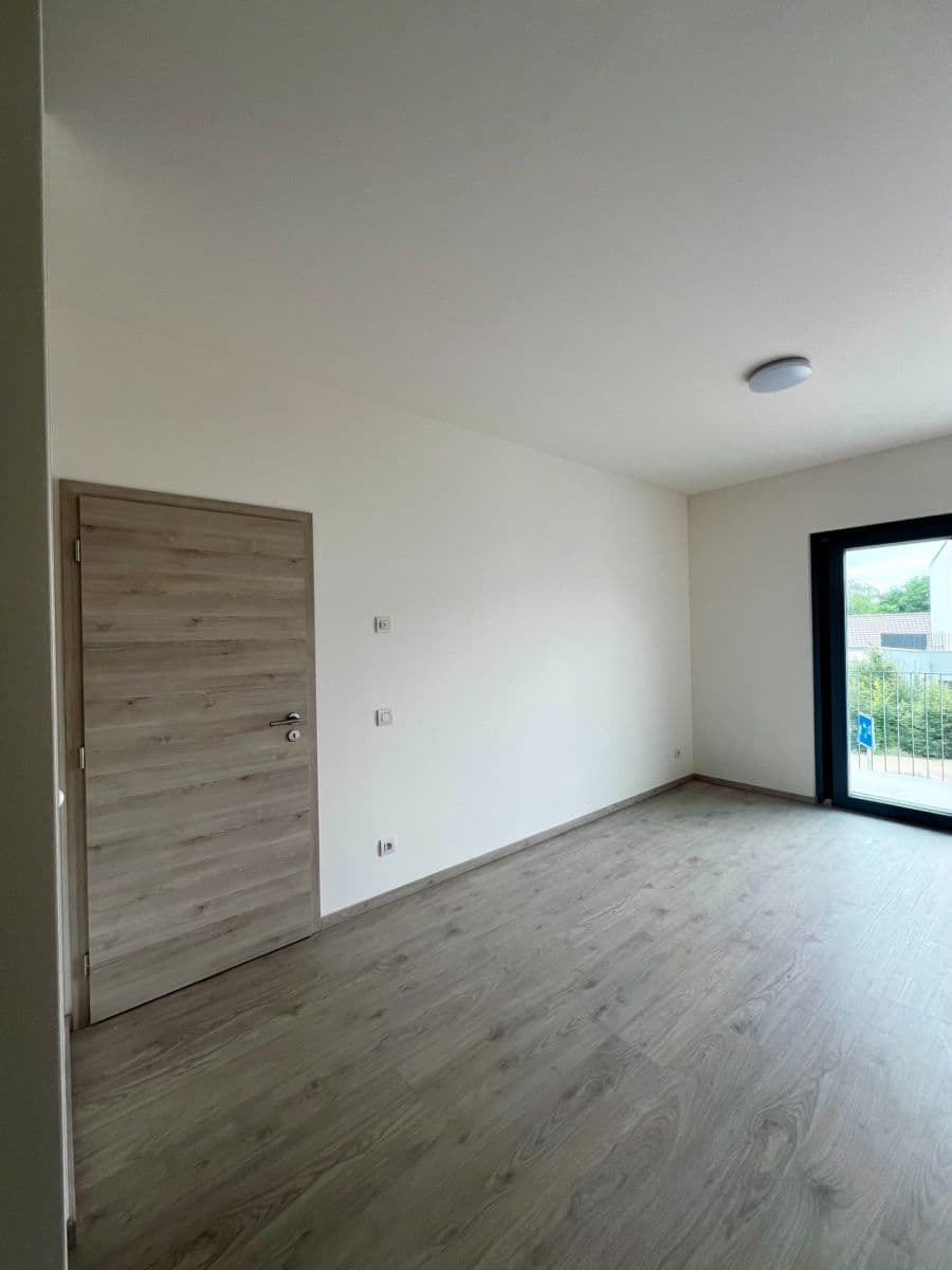 Prenájom bytu 2-izbový 46 m², K Jezírku, Herink, Středočeský kraj Prenájom bytu 2-izbový 46 m², K Jezírku, Herink, Středočeský kraj