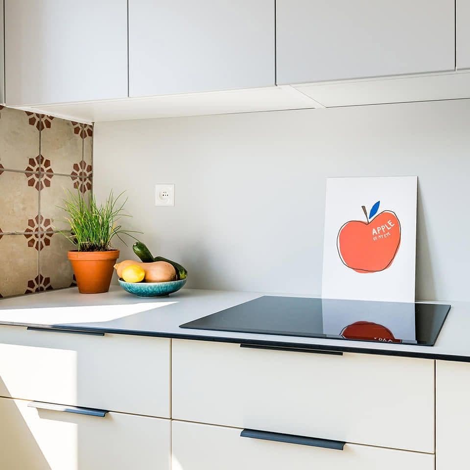 Prenájom bytu 2-izbový 54 m², 28. pluku, Praha, Praha Prenájom bytu 2-izbový 54 m², 28. pluku, Praha, Praha