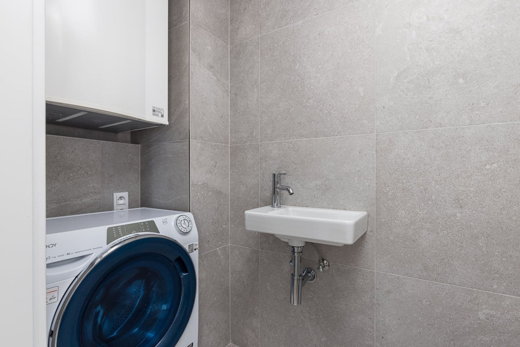 Prenájom bytu 2-izbový 57 m², Hábova, Praha, Praha Prenájom bytu 2-izbový 57 m², Hábova, Praha, Praha