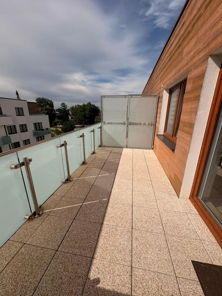 Predaj bytu 2-izbový 59 m², Třída Jiřího Pelikána, Olomouc, Olomoucký kraj Predaj bytu 2-izbový 59 m², Třída Jiřího Pelikána, Olomouc, Olomoucký kraj