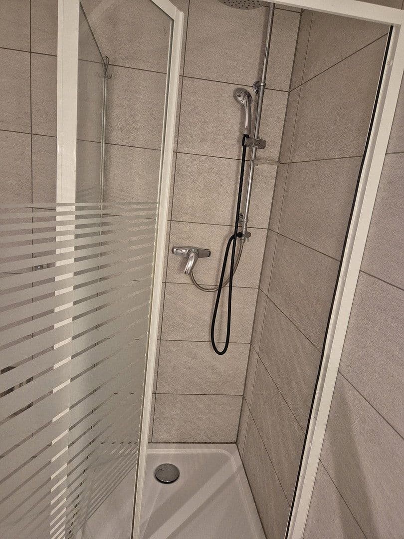 Prenájom bytu 1-izbový 36 m², Gernsbach, Bádensko-Wurttembersko Prenájom bytu 1-izbový 36 m², Gernsbach, Bádensko-Wurttembersko