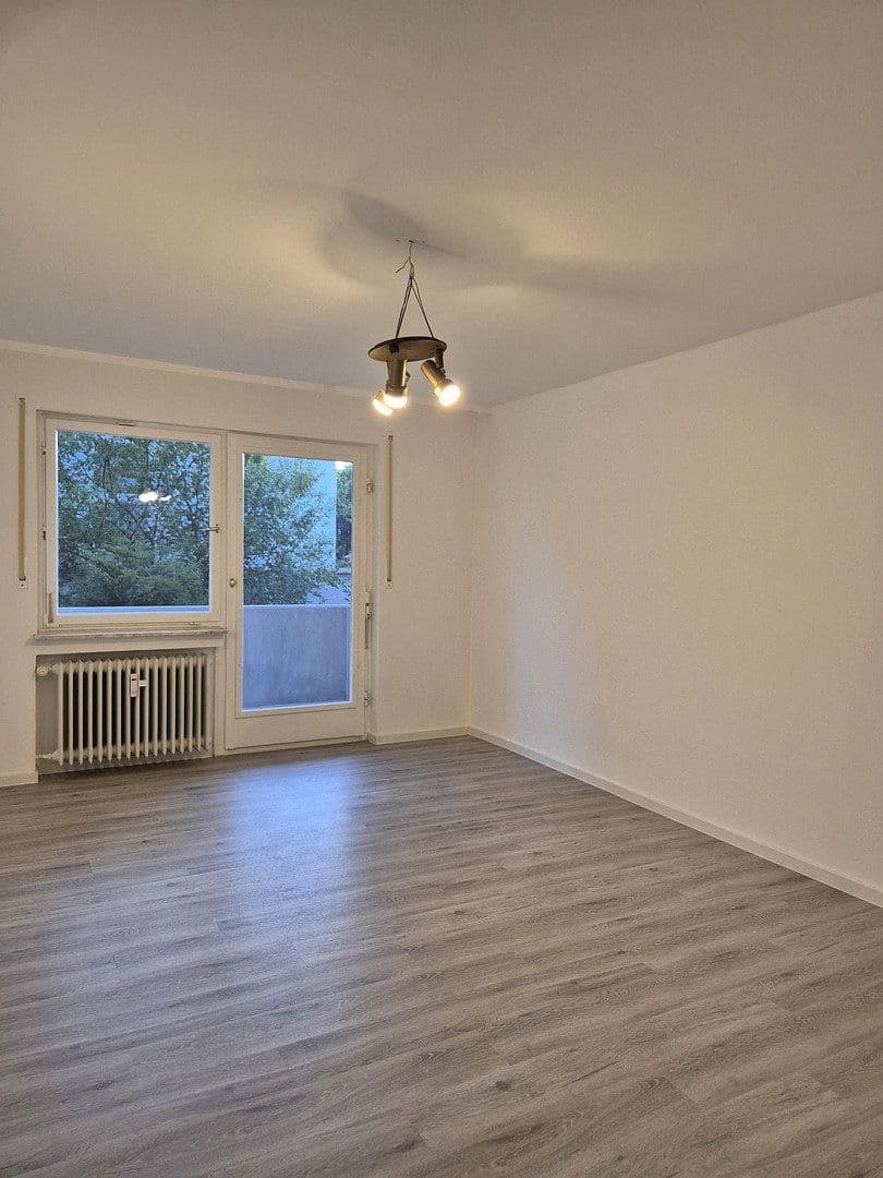 Prenájom bytu 1-izbový 36 m², Gernsbach, Bádensko-Wurttembersko Prenájom bytu 1-izbový 36 m², Gernsbach, Bádensko-Wurttembersko