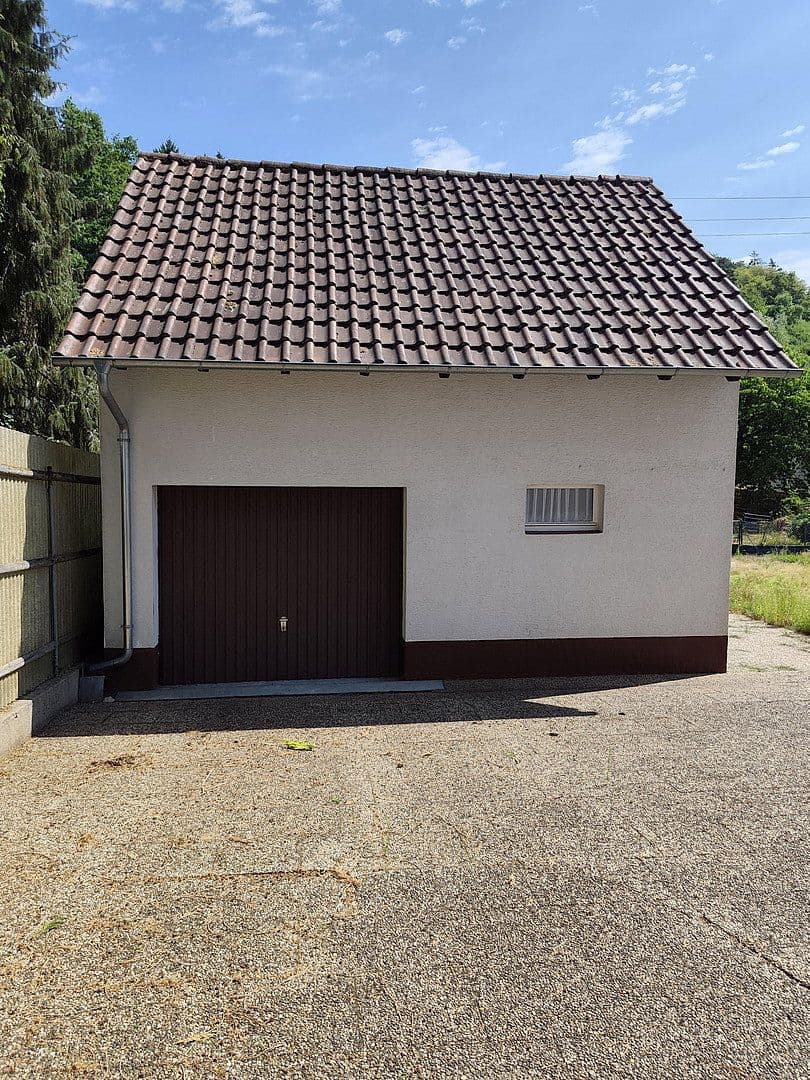 Predaj domu 130 m², pozemok 833 m², Otterberg, Porýnie-Falcko Predaj domu 130 m², pozemok 833 m², Otterberg, Porýnie-Falcko