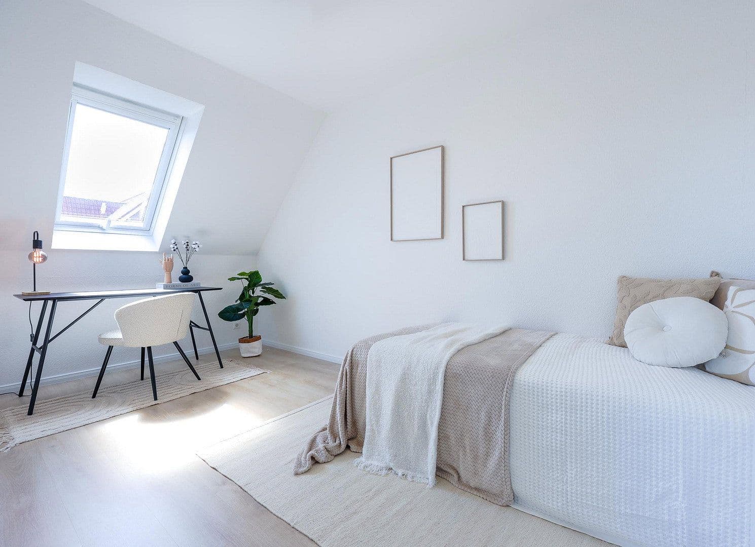 Predaj domu 140 m², pozemok 286 m², Am Dörpe, Göttingen, Dolné Sasko Predaj domu 140 m², pozemok 286 m², Am Dörpe, Göttingen, Dolné Sasko