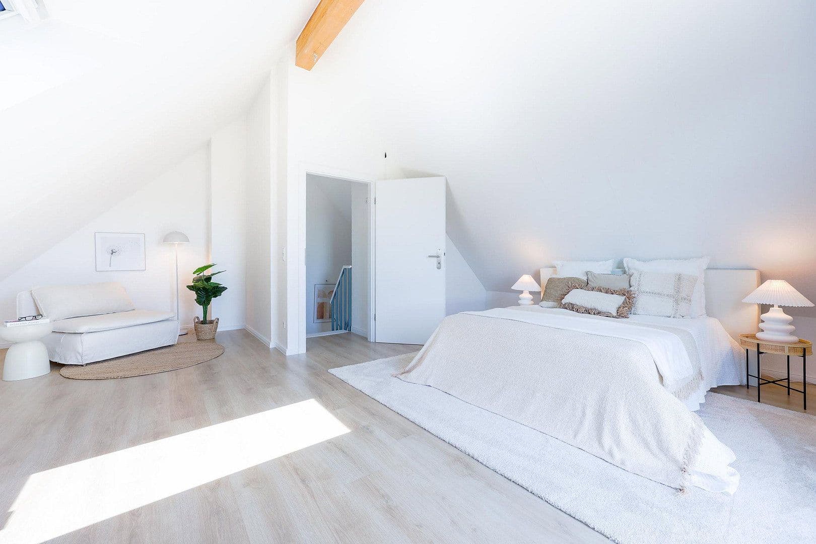 Predaj domu 140 m², pozemok 286 m², Am Dörpe, Göttingen, Dolné Sasko Predaj domu 140 m², pozemok 286 m², Am Dörpe, Göttingen, Dolné Sasko