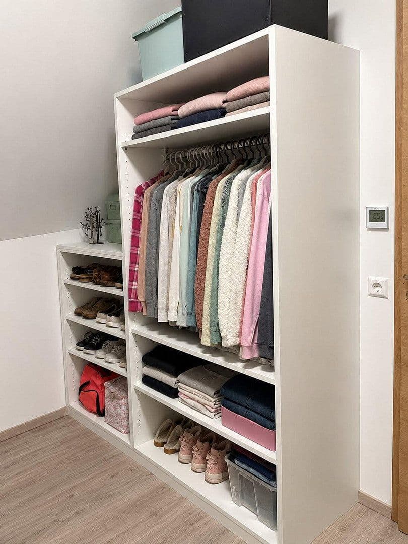 Predaj domu 151 m², pozemok 815 m², Schlüchtern, Hesensko Predaj domu 151 m², pozemok 815 m², Schlüchtern, Hesensko