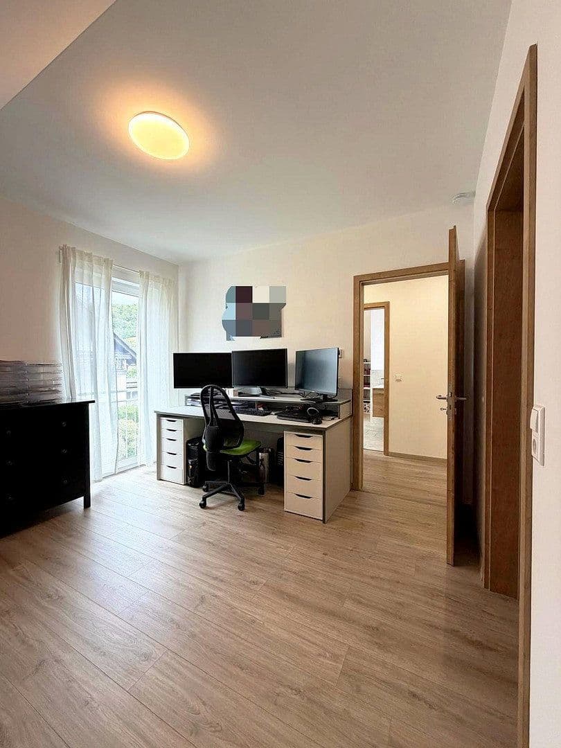 Predaj domu 151 m², pozemok 815 m², Schlüchtern, Hesensko Predaj domu 151 m², pozemok 815 m², Schlüchtern, Hesensko