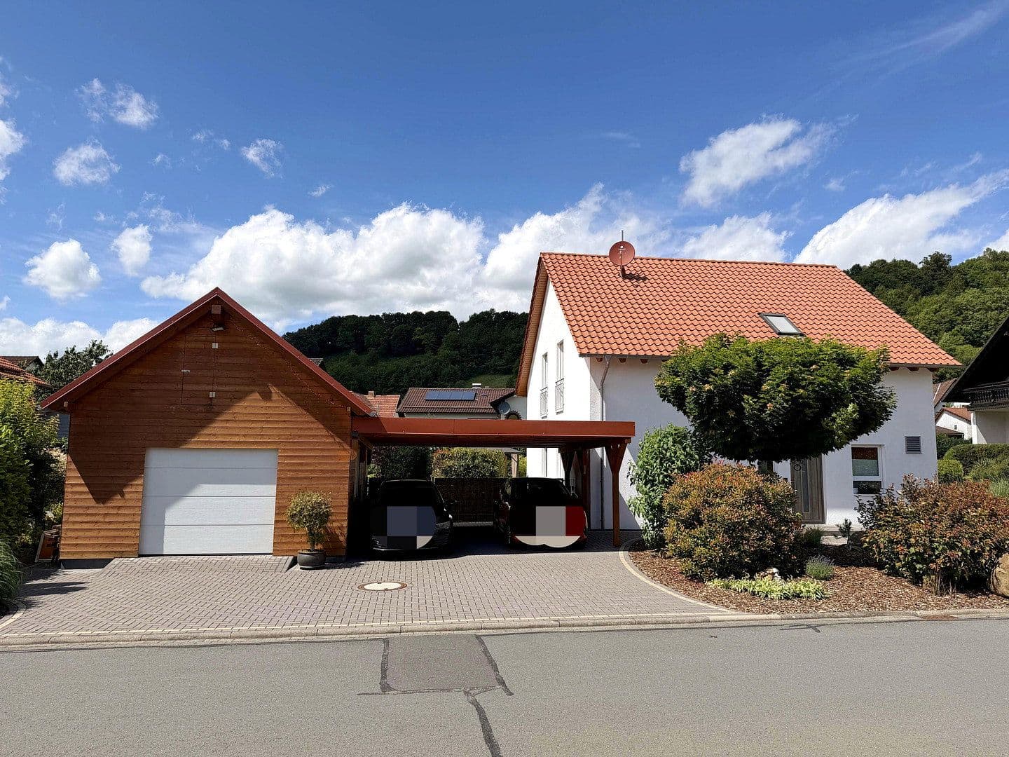 Predaj domu 151 m², pozemok 815 m², Schlüchtern, Hesensko Predaj domu 151 m², pozemok 815 m², Schlüchtern, Hesensko