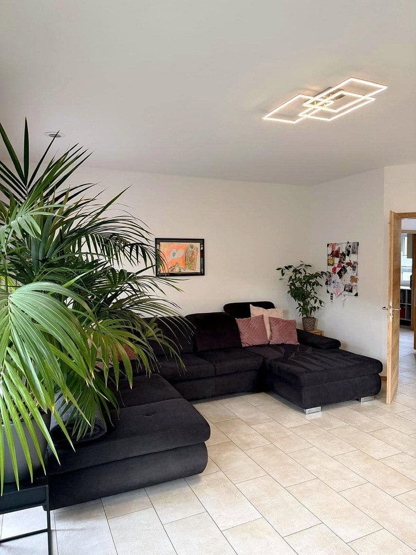 Predaj domu 151 m², pozemok 815 m², Schlüchtern, Hesensko Predaj domu 151 m², pozemok 815 m², Schlüchtern, Hesensko
