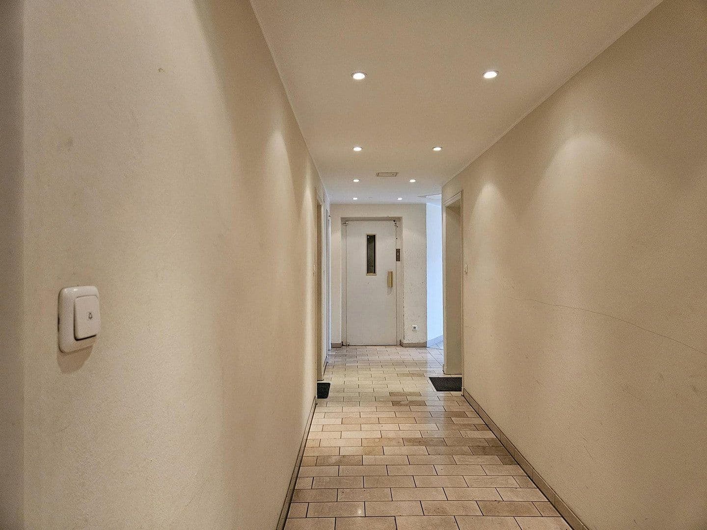 Prenájom bytu 1-izbový 23 m², Brecherspitzstraße 3, München, Bavorsko Prenájom bytu 1-izbový 23 m², Brecherspitzstraße 3, München, Bavorsko