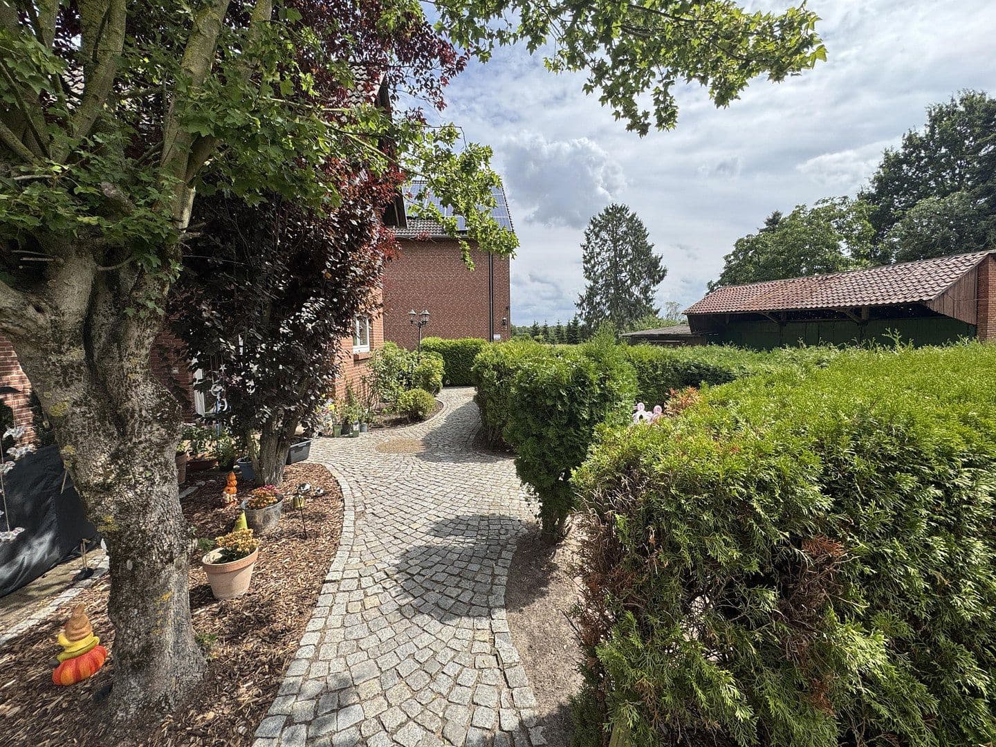 Prenájom bytu 3-izbový 105 m², Bahnhofstraße 4, Wiedensahl, Dolné Sasko Prenájom bytu 3-izbový 105 m², Bahnhofstraße 4, Wiedensahl, Dolné Sasko