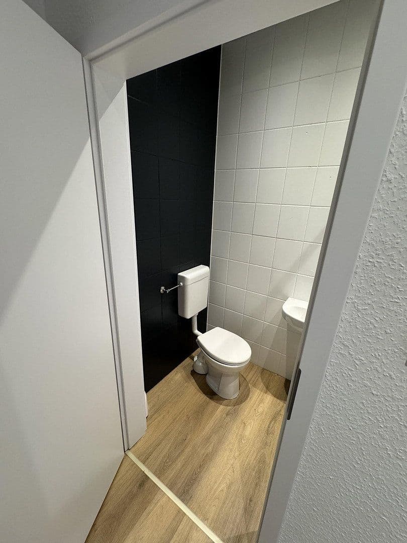Prenájom bytu 3-izbový 105 m², Bahnhofstraße 4, Wiedensahl, Dolné Sasko Prenájom bytu 3-izbový 105 m², Bahnhofstraße 4, Wiedensahl, Dolné Sasko