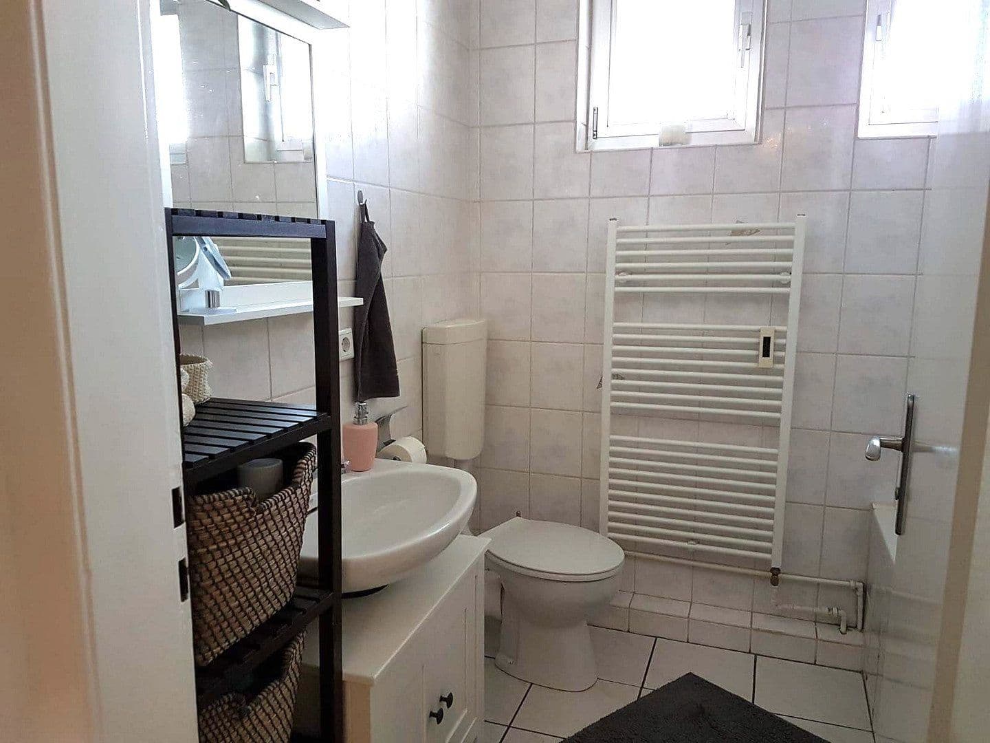 Prenájom bytu 3-izbový 75 m², Querstr. 5, Wuppertal, Severné Porýnie - Westfálsko Prenájom bytu 3-izbový 75 m², Querstr. 5, Wuppertal, Severné Porýnie - Westfálsko
