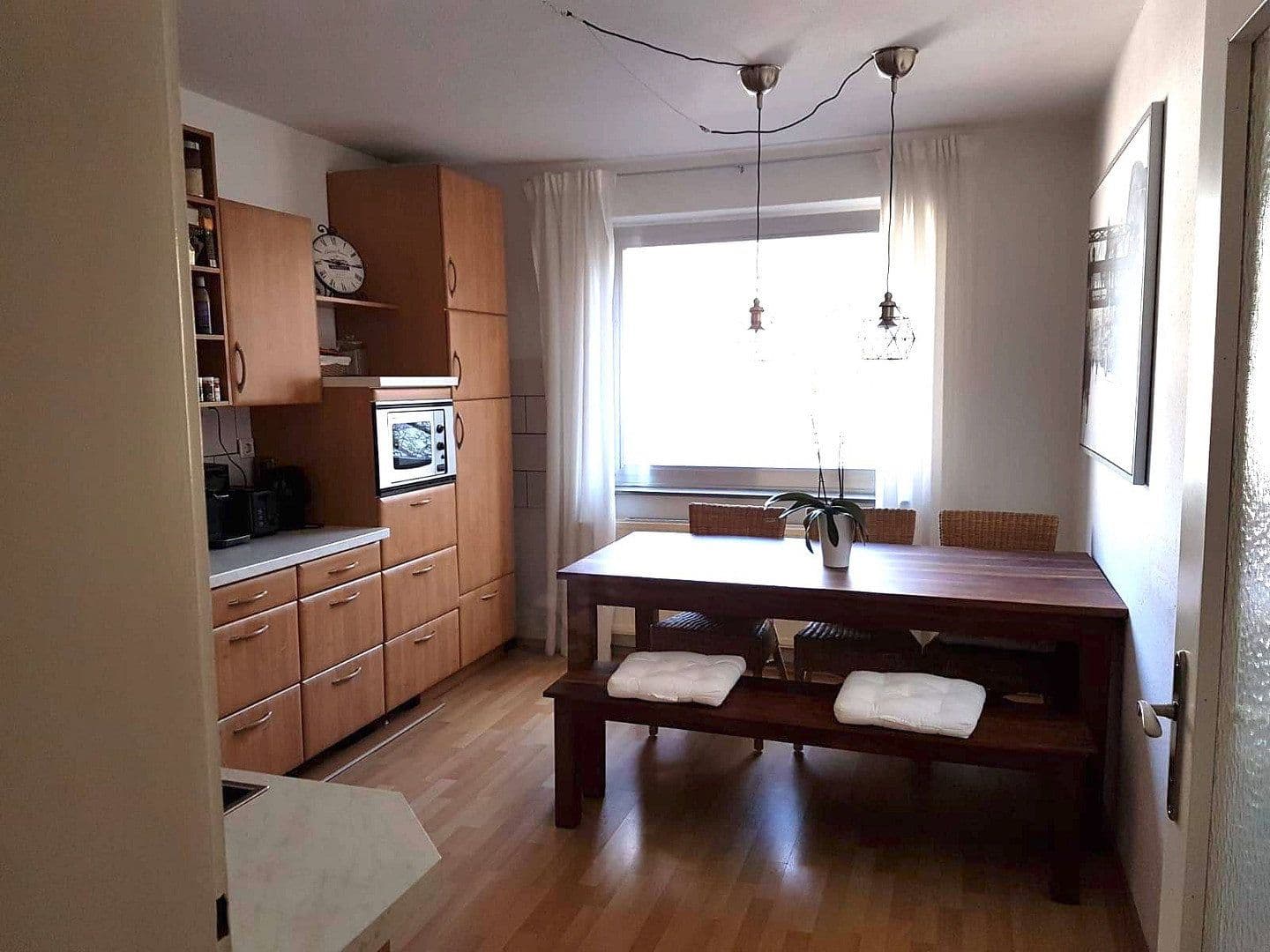 Prenájom bytu 3-izbový 75 m², Querstr. 5, Wuppertal, Severné Porýnie - Westfálsko Prenájom bytu 3-izbový 75 m², Querstr. 5, Wuppertal, Severné Porýnie - Westfálsko