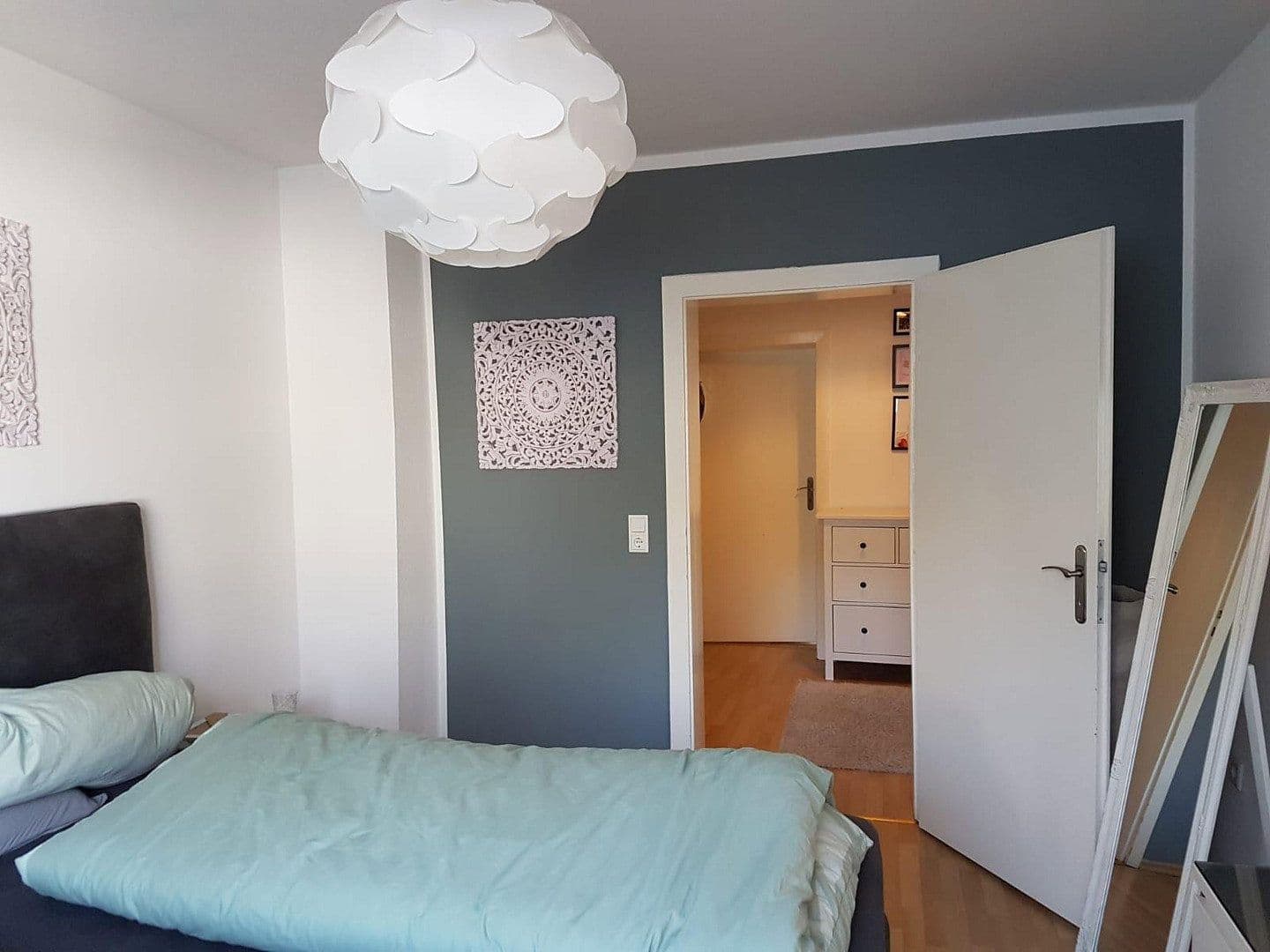Prenájom bytu 3-izbový 75 m², Querstr. 5, Wuppertal, Severné Porýnie - Westfálsko Prenájom bytu 3-izbový 75 m², Querstr. 5, Wuppertal, Severné Porýnie - Westfálsko
