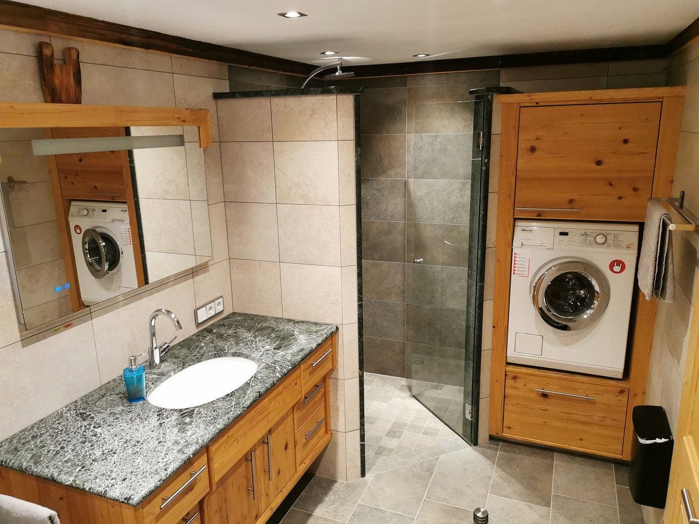 Prenájom bytu 3-izbový 95 m², Achenweg 84a, Kitzbühel, Tirolsko Prenájom bytu 3-izbový 95 m², Achenweg 84a, Kitzbühel, Tirolsko
