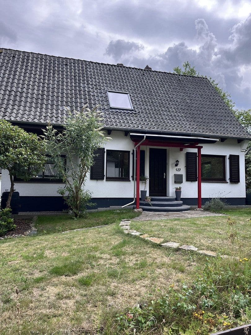 Prenájom domu 100 m², pozemok 1.005 m², Neugrabener Bahnhofstr. 127, Hamburg, Hamburg Prenájom domu 100 m², pozemok 1.005 m², Neugrabener Bahnhofstr. 127, Hamburg, Hamburg