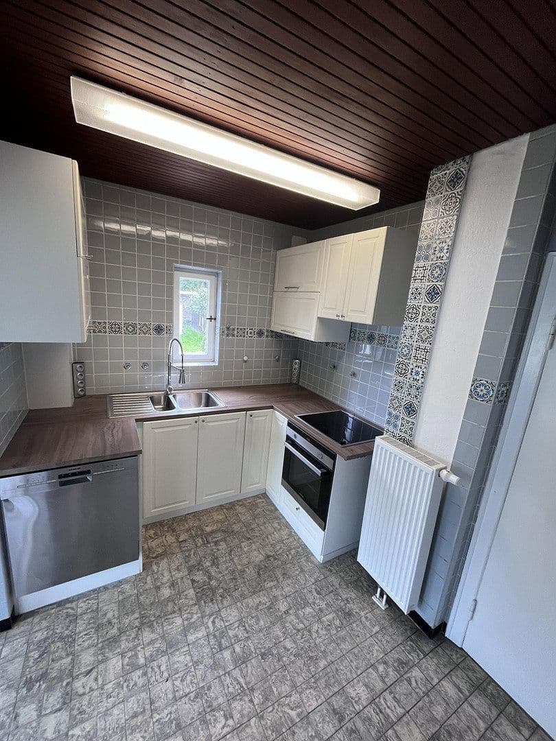 Prenájom domu 100 m², pozemok 1.005 m², Neugrabener Bahnhofstr. 127, Hamburg, Hamburg Prenájom domu 100 m², pozemok 1.005 m², Neugrabener Bahnhofstr. 127, Hamburg, Hamburg