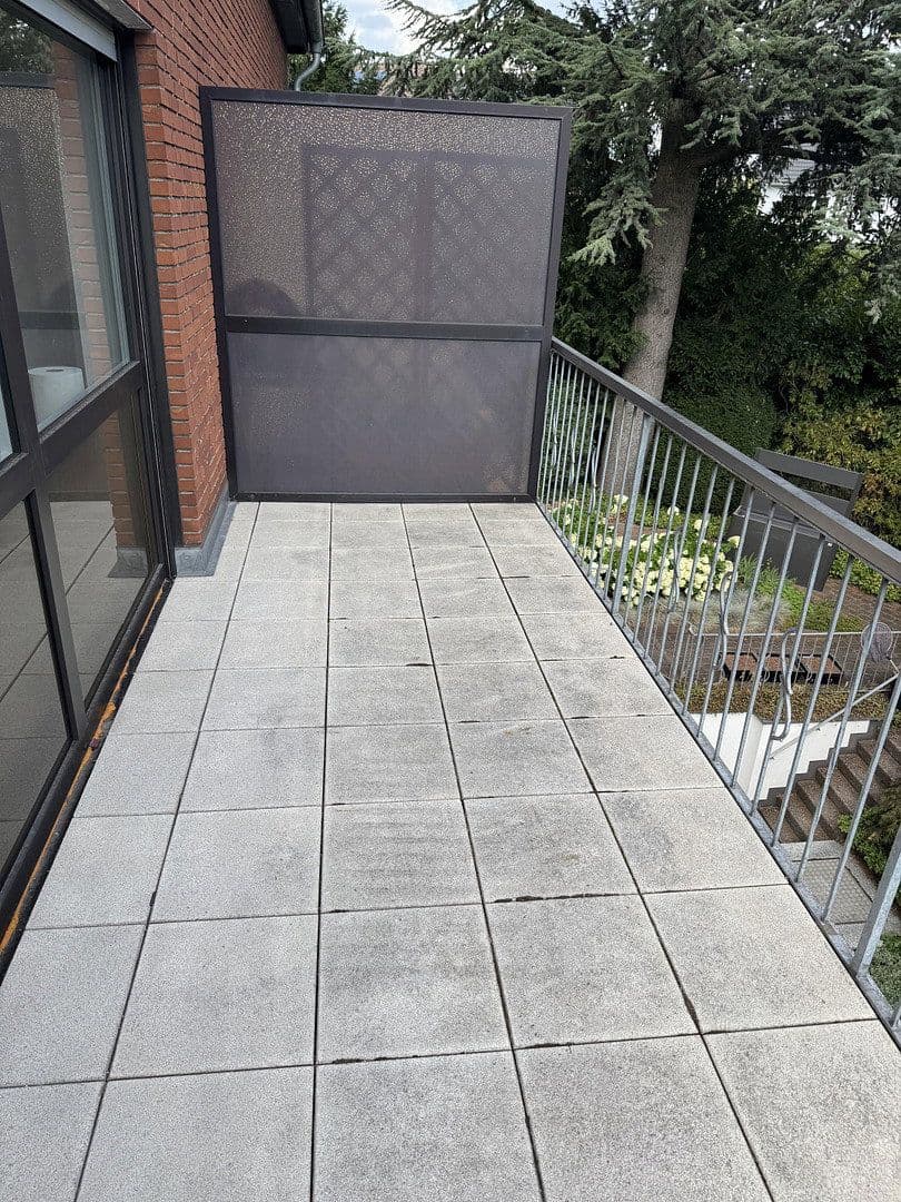 Prenájom bytu 2-izbový 70 m², Am Weidengraben 48, Duisburg, Severné Porýnie - Westfálsko Prenájom bytu 2-izbový 70 m², Am Weidengraben 48, Duisburg, Severné Porýnie - Westfálsko