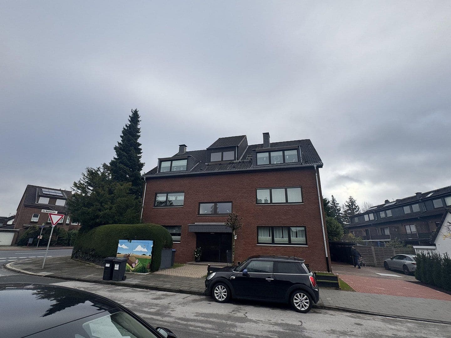 Prenájom bytu 2-izbový 70 m², Am Weidengraben 48, Duisburg, Severné Porýnie - Westfálsko Prenájom bytu 2-izbový 70 m², Am Weidengraben 48, Duisburg, Severné Porýnie - Westfálsko