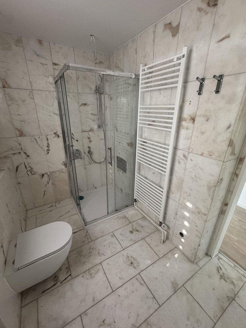 Prenájom bytu 2-izbový 70 m², Am Weidengraben 48, Duisburg, Severné Porýnie - Westfálsko Prenájom bytu 2-izbový 70 m², Am Weidengraben 48, Duisburg, Severné Porýnie - Westfálsko
