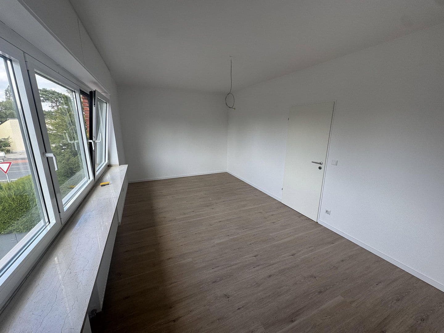 Prenájom bytu 2-izbový 70 m², Am Weidengraben 48, Duisburg, Severné Porýnie - Westfálsko Prenájom bytu 2-izbový 70 m², Am Weidengraben 48, Duisburg, Severné Porýnie - Westfálsko
