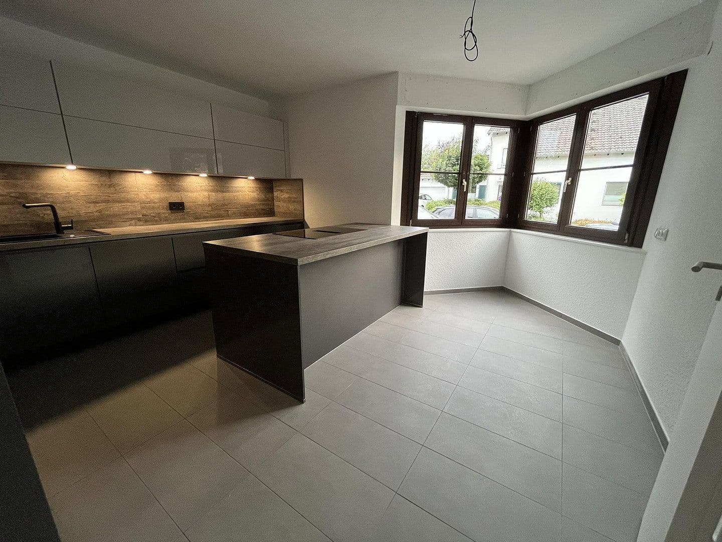 Prenájom bytu 2-izbový 83 m², Erkelenz, Severné Porýnie - Westfálsko Prenájom bytu 2-izbový 83 m², Erkelenz, Severné Porýnie - Westfálsko
