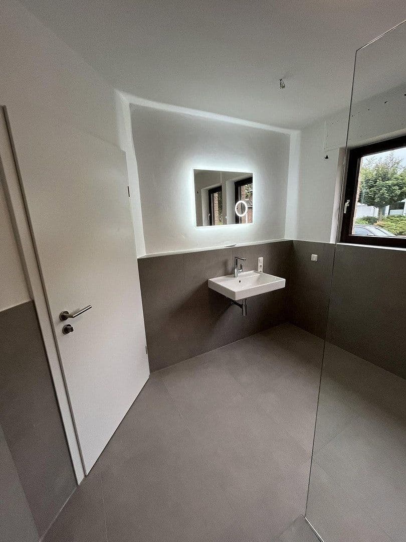 Prenájom bytu 2-izbový 83 m², Erkelenz, Severné Porýnie - Westfálsko Prenájom bytu 2-izbový 83 m², Erkelenz, Severné Porýnie - Westfálsko