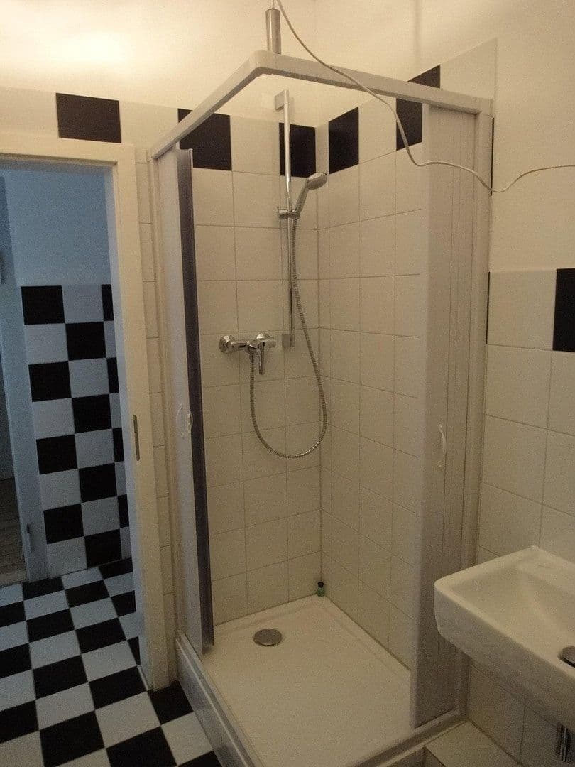 Prenájom bytu 2-izbový 70 m², Bad Kreuznach, Porýnie-Falcko Prenájom bytu 2-izbový 70 m², Bad Kreuznach, Porýnie-Falcko