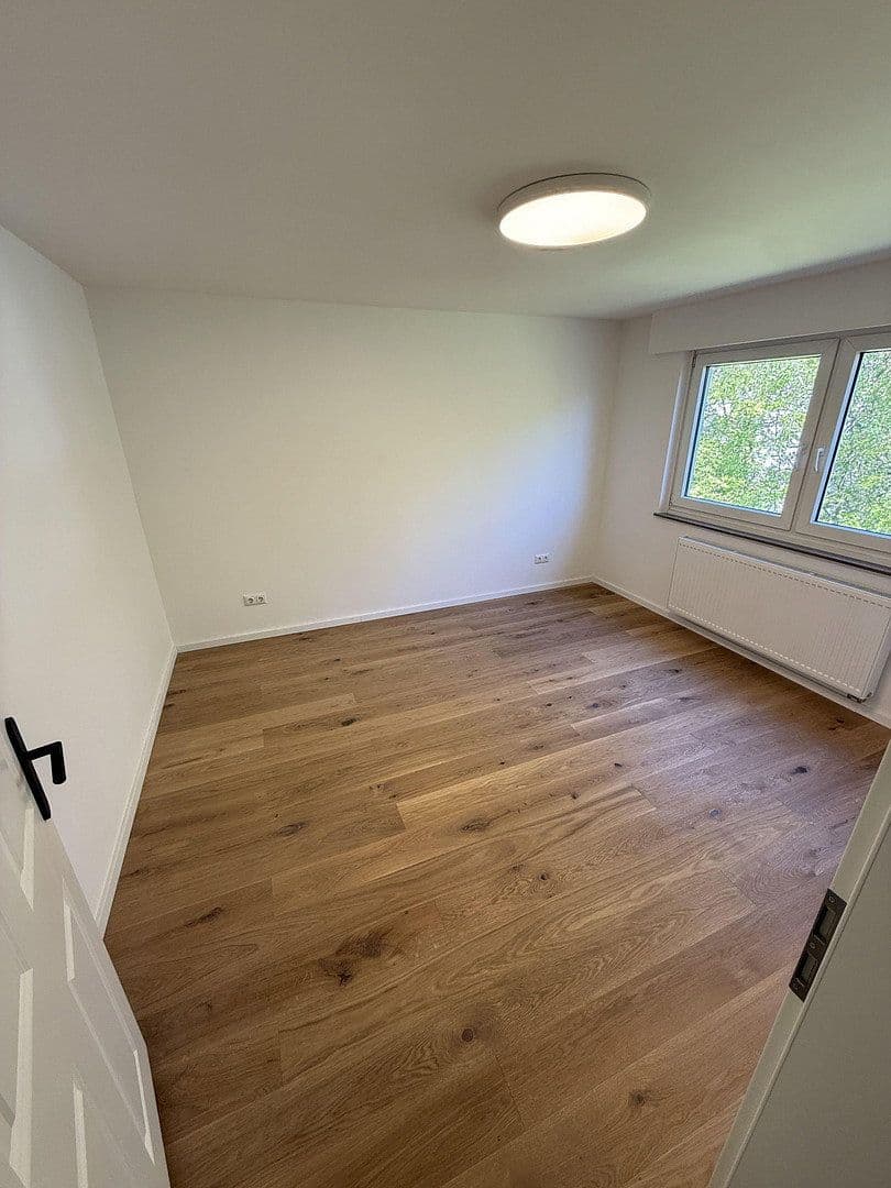 Prenájom bytu 70 m², Eichendorffstr. 13, Ludwigsburg, Bádensko-Wurttembersko Prenájom bytu 70 m², Eichendorffstr. 13, Ludwigsburg, Bádensko-Wurttembersko