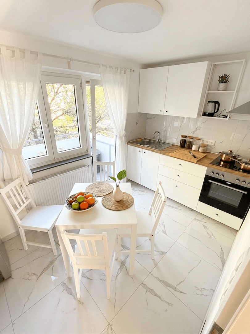 Prenájom bytu 70 m², Eichendorffstr. 13, Ludwigsburg, Bádensko-Wurttembersko Prenájom bytu 70 m², Eichendorffstr. 13, Ludwigsburg, Bádensko-Wurttembersko