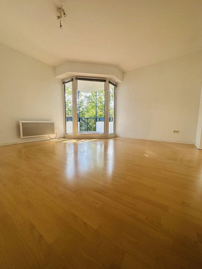 Prenájom bytu 2-izbový 50 m², Jugenheimer Str. 48a, Frankfurt, Hesensko Prenájom bytu 2-izbový 50 m², Jugenheimer Str. 48a, Frankfurt, Hesensko